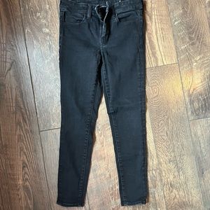 AE next level stretch black jeans sz 4 short
